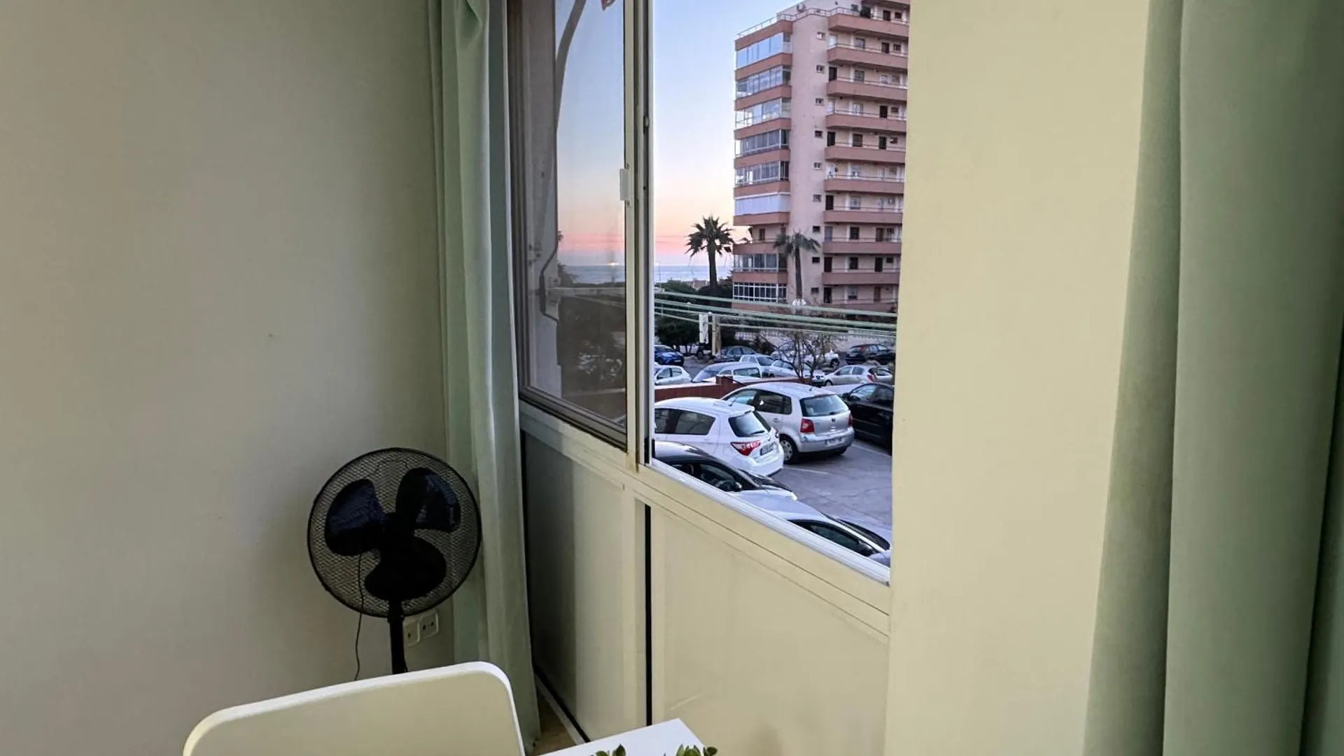 Studio en Calahonda cerca de Playa Ideal Parejas Sitio de Calahonda Apartamento